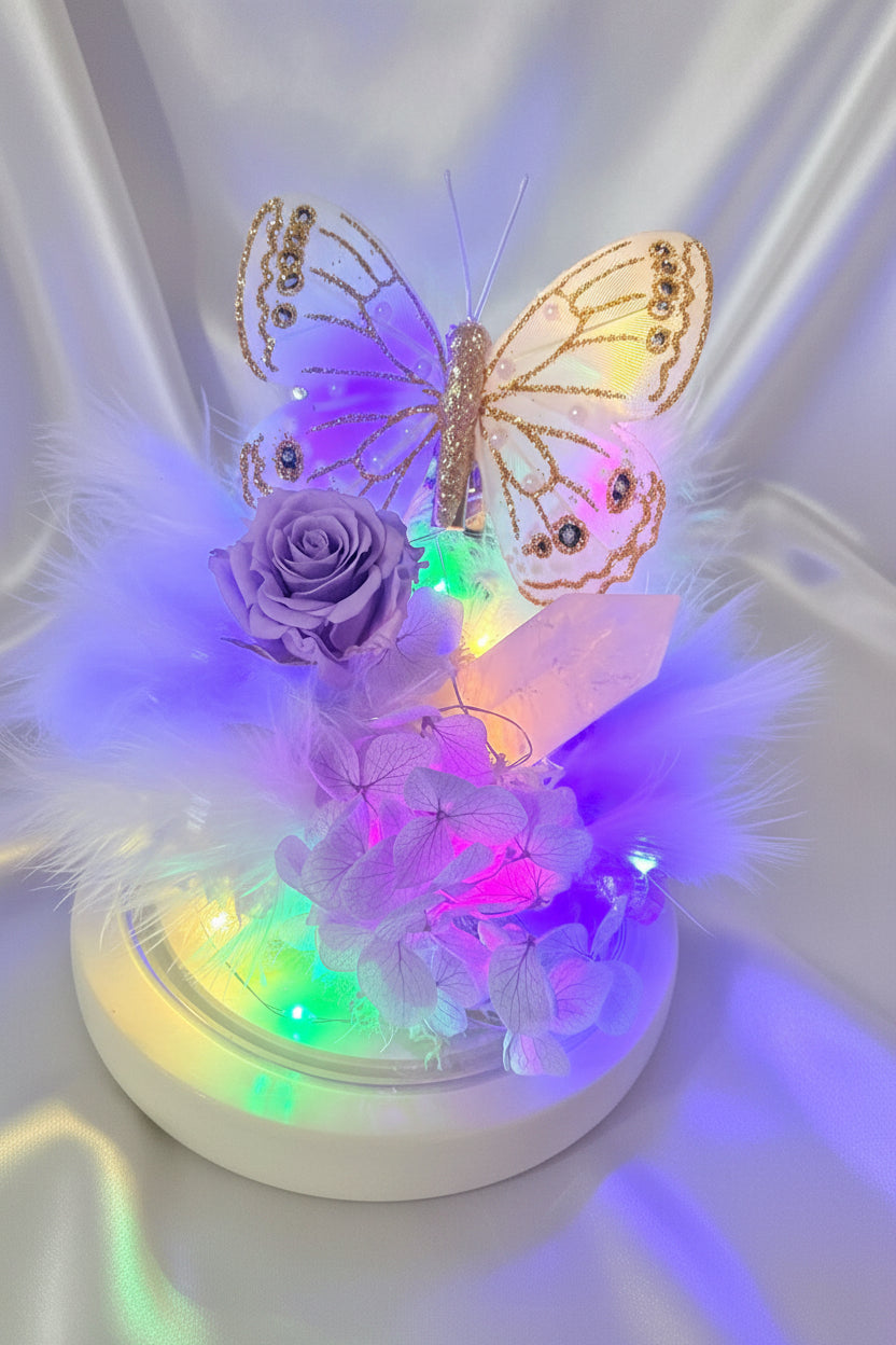 Cloche florale éternelle – Quartz rose & Papillon