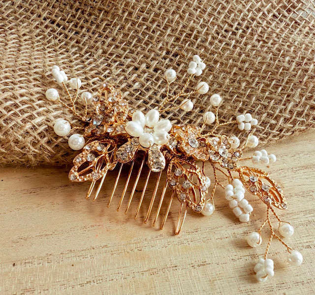 Peigne cheveux doré perles blanches et strass