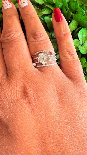 Bague triple anneau fleur et strass