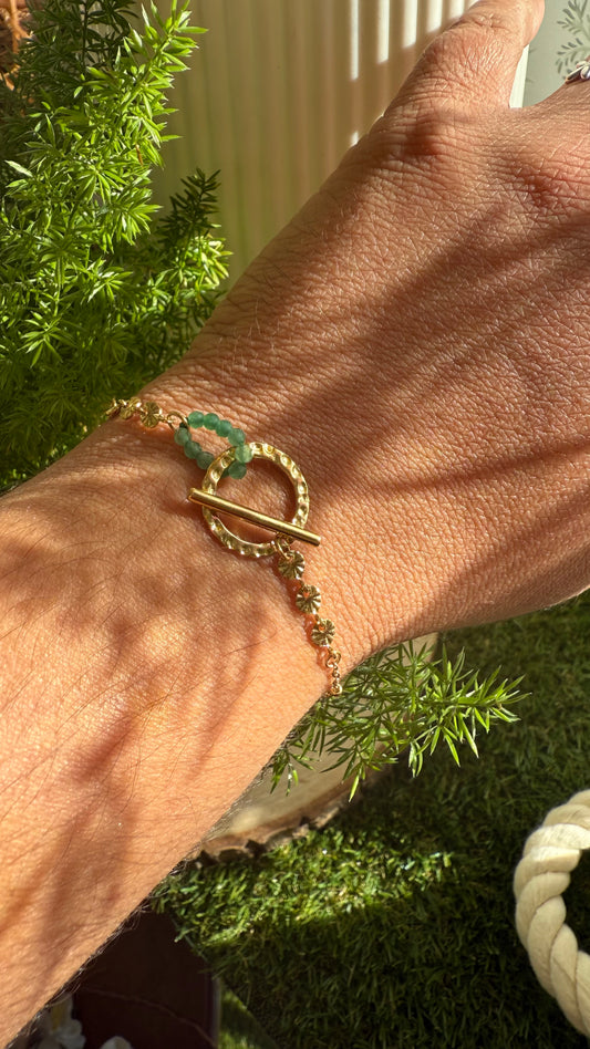 Bracelet acier inoxydable doré et perles vertes