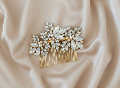 Peigne à cheveux argenté avec strass et perles