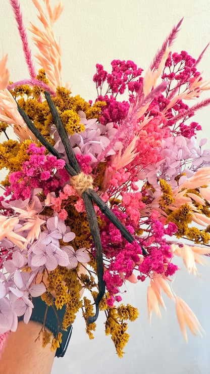Bouquet Signature Vanillanne fleurs séchées rose, lilas et jaune