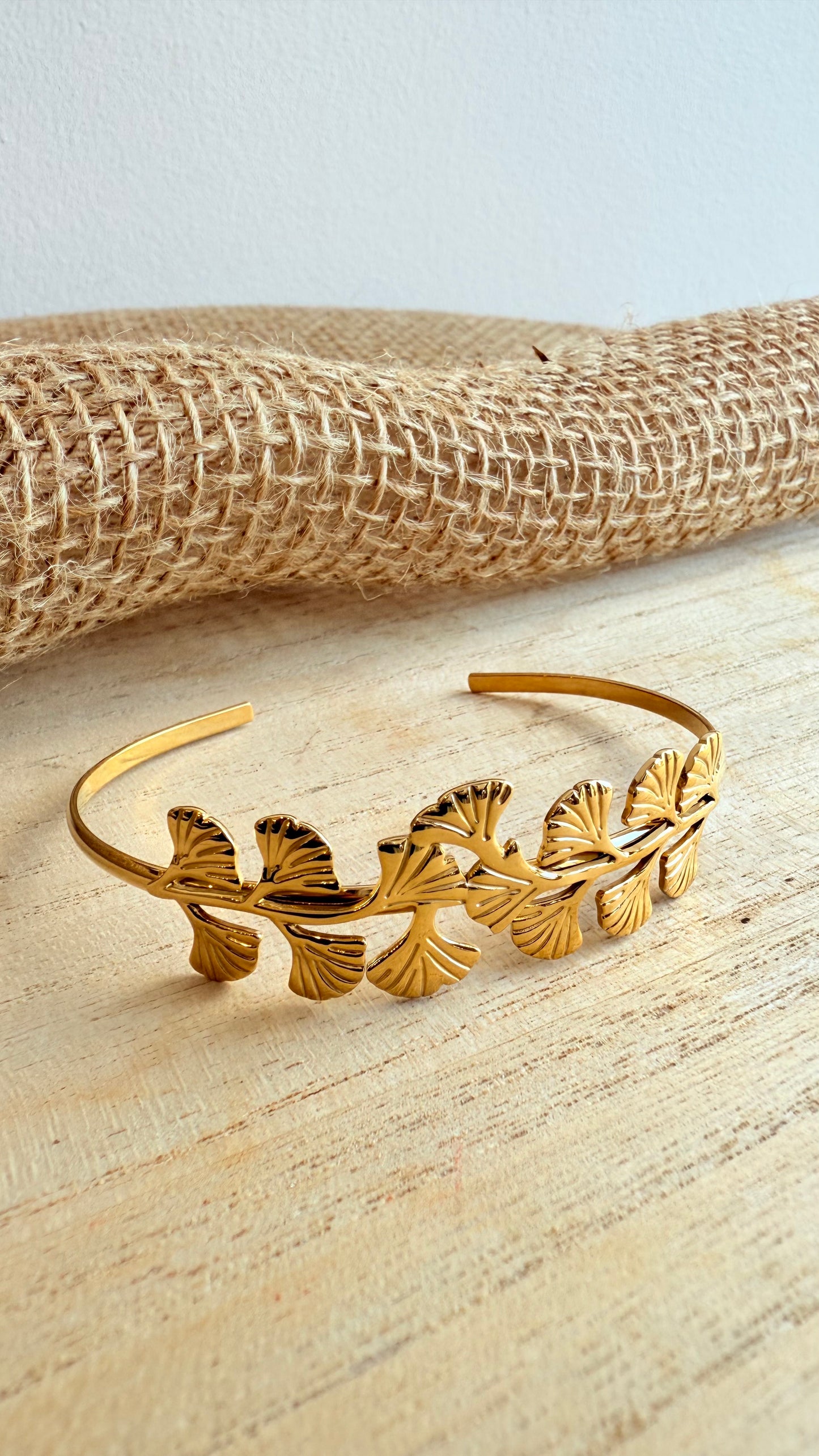 Bracelet feuilles de ginkgo doré