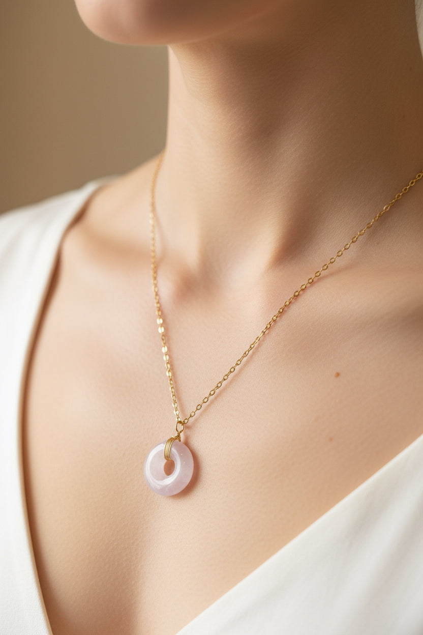 Collier pendentif rond en pierre naturelle