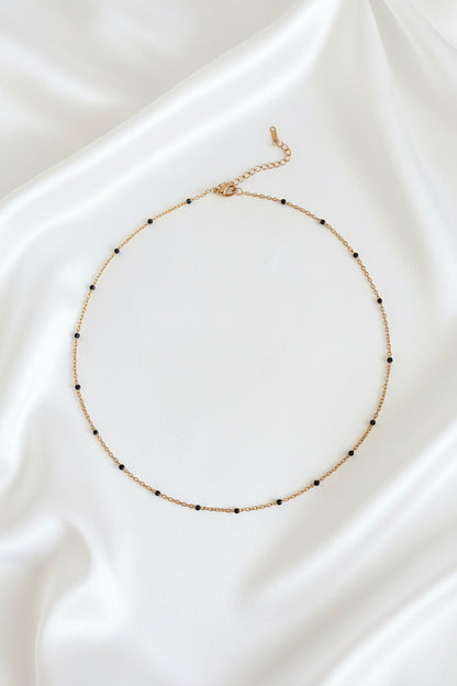 Collier fin doré & perles noires
