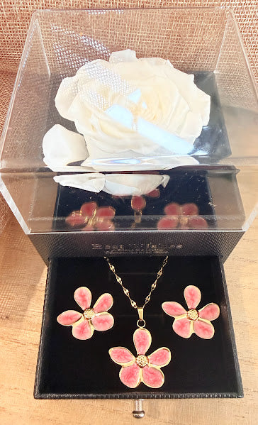 Ecrin & parure florale