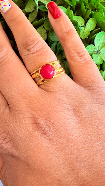 Bague ajustable perle ronde colorée